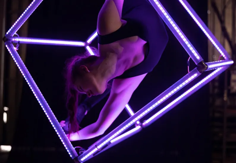 Aerial SMART LED Cube Collapsible -(Custom Aluminum Cube for Aerial Performance)